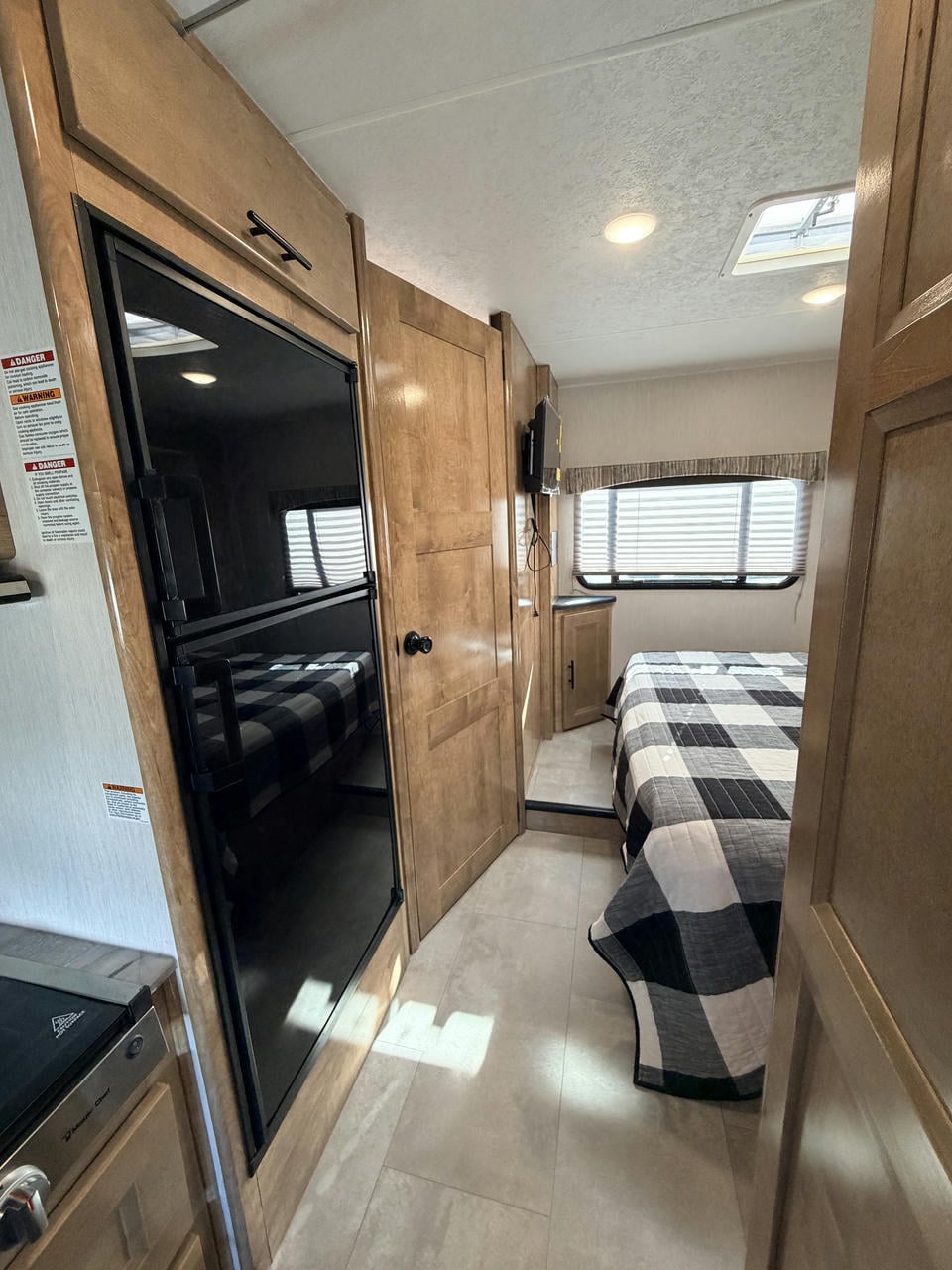 2021 Leprechaun 210RS 