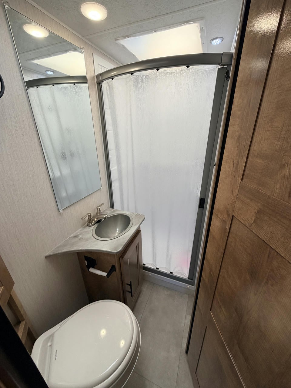 2021 Leprechaun 210RS 