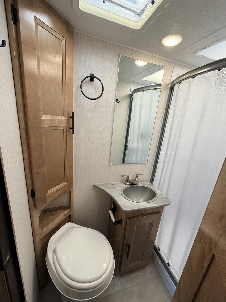 2021 Leprechaun 210RS 