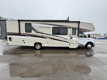 2021 Leprechaun 311FS