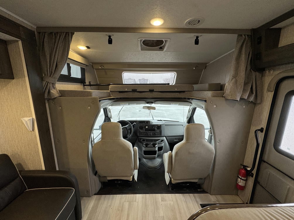 2021 Leprechaun 311FS