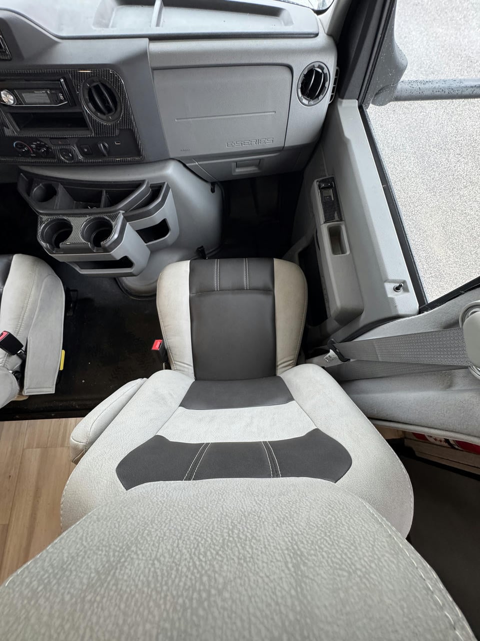 2021 Leprechaun 311FS