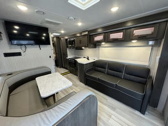 2021 Leprechaun 311FS