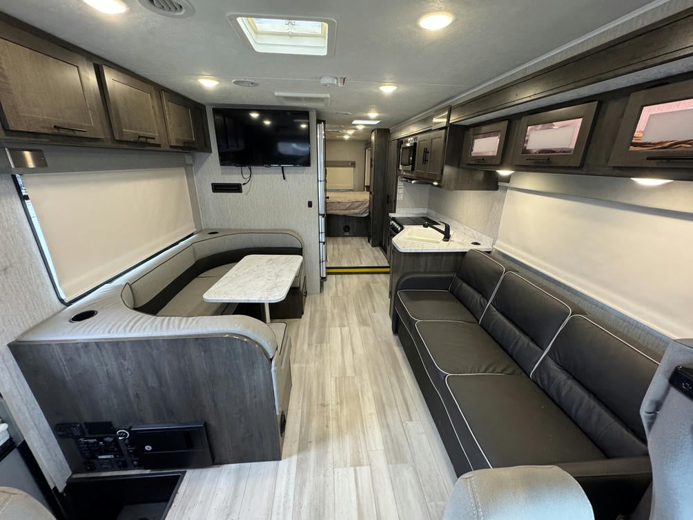 2021 Leprechaun 311FS