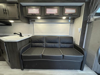 2021 Leprechaun 311FS