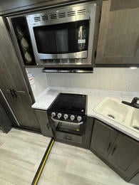 2021 Leprechaun 311FS