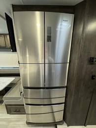 2021 Leprechaun 311FS