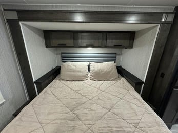 2021 Leprechaun 311FS