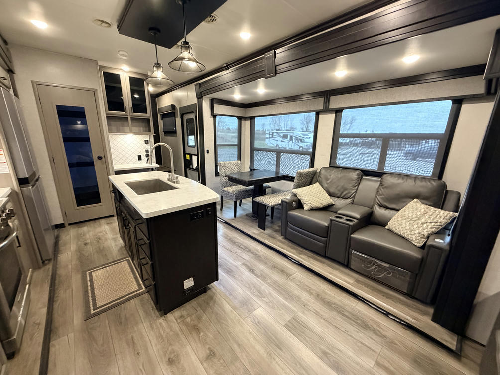 2021 Mesa Ridge 314RLS 