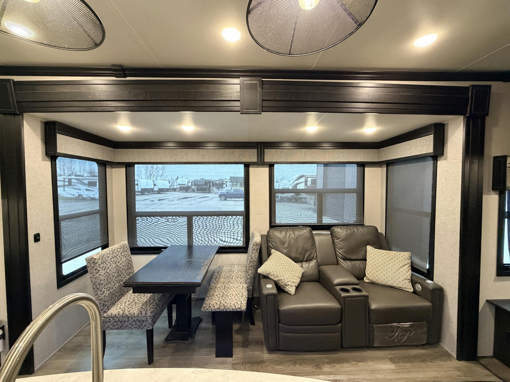 2021 Mesa Ridge 314RLS 