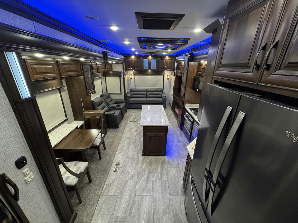 2021 Mobile Suite 40KSSB4