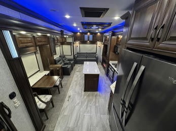 2021 Mobile Suite 40KSSB4