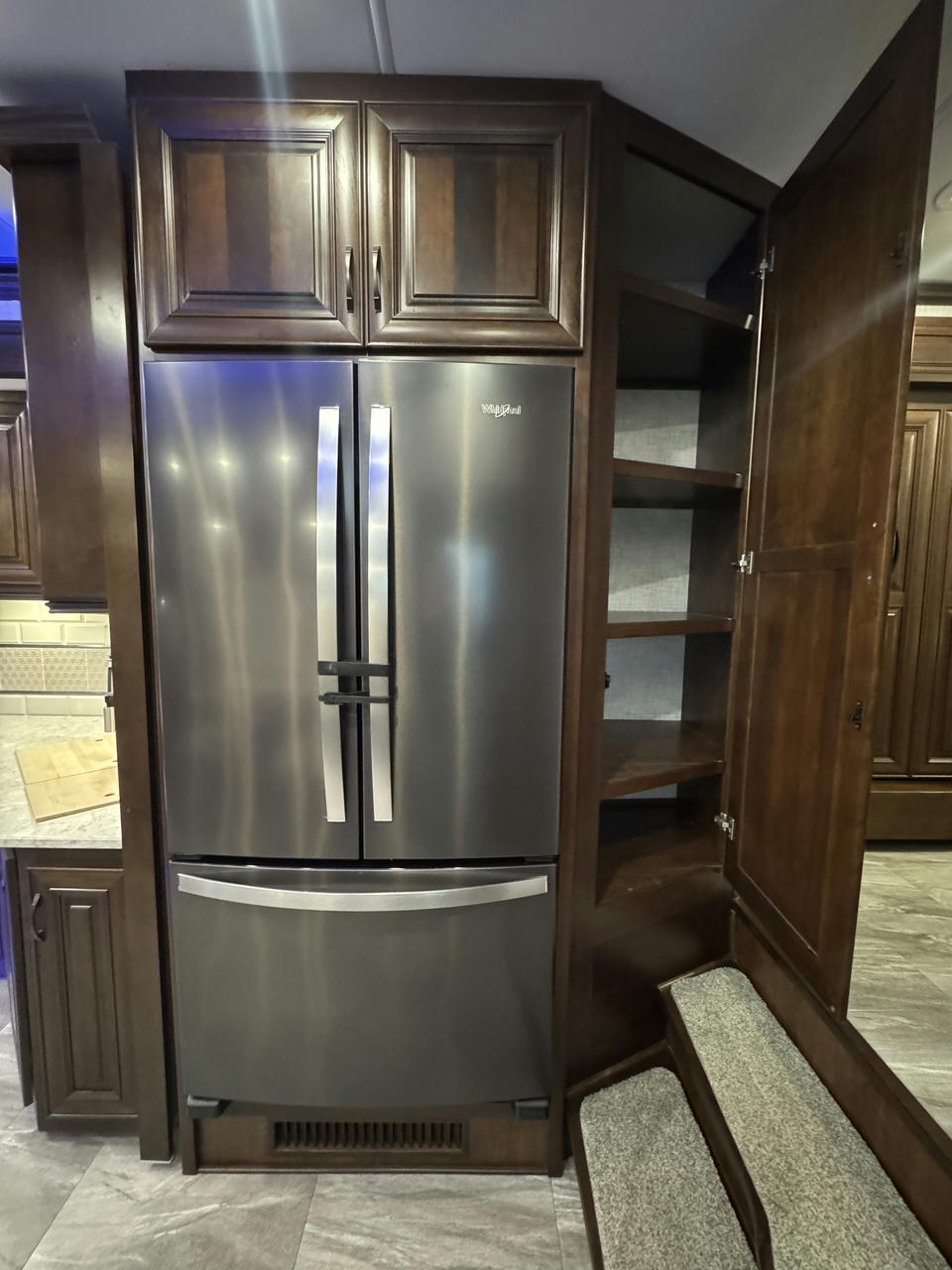 2021 Mobile Suite 40KSSB4