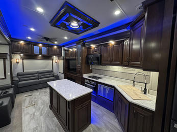 2021 Mobile Suite 40KSSB4