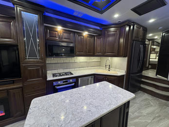 2021 Mobile Suite 40KSSB4