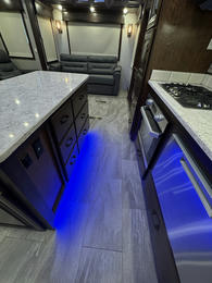 2021 Mobile Suite 40KSSB4