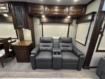 2021 Mobile Suite 40KSSB4