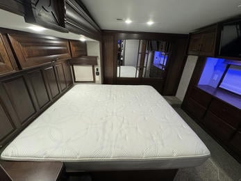 2021 Mobile Suite 40KSSB4