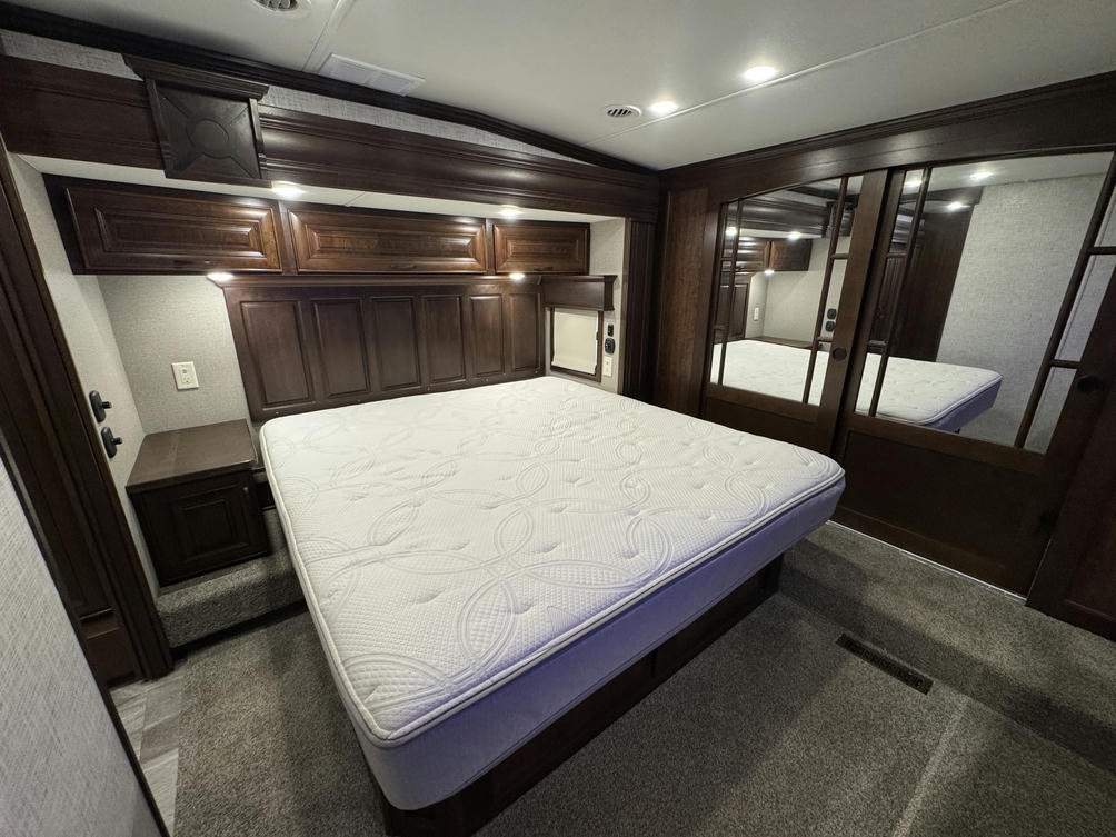 2021 Mobile Suite 40KSSB4