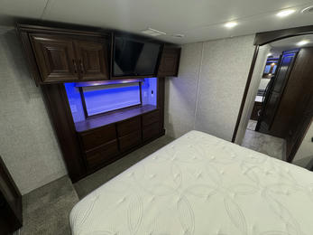 2021 Mobile Suite 40KSSB4