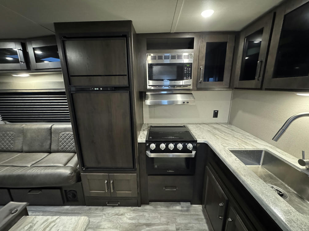 2021 Transcend Xplor 247BH