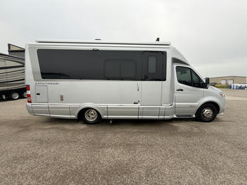 2022 Airstream ATLAS MB