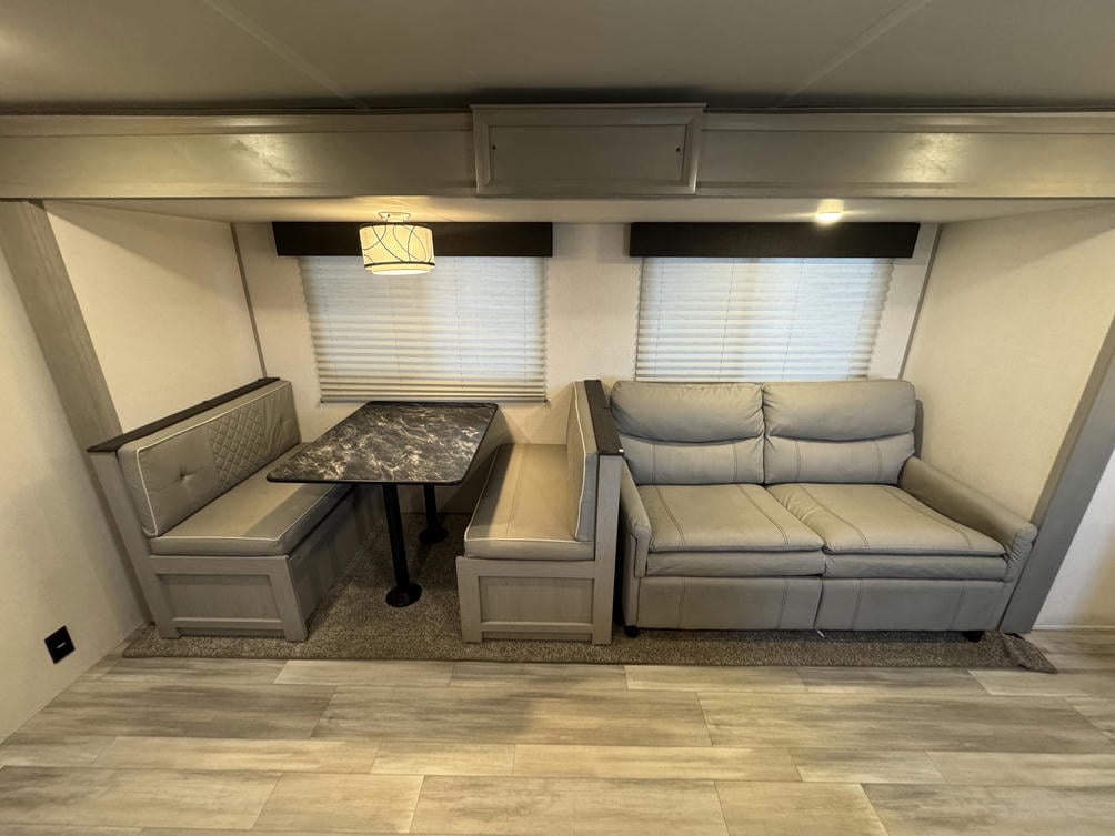 2022 Tracer 260BHSLE