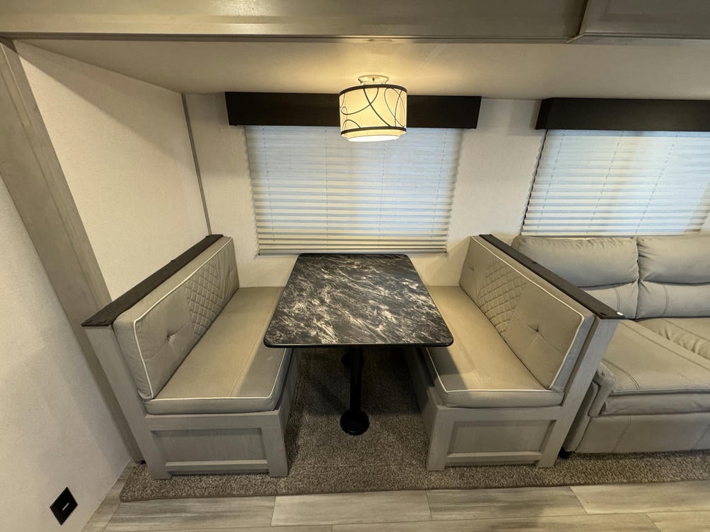 2022 Tracer 260BHSLE