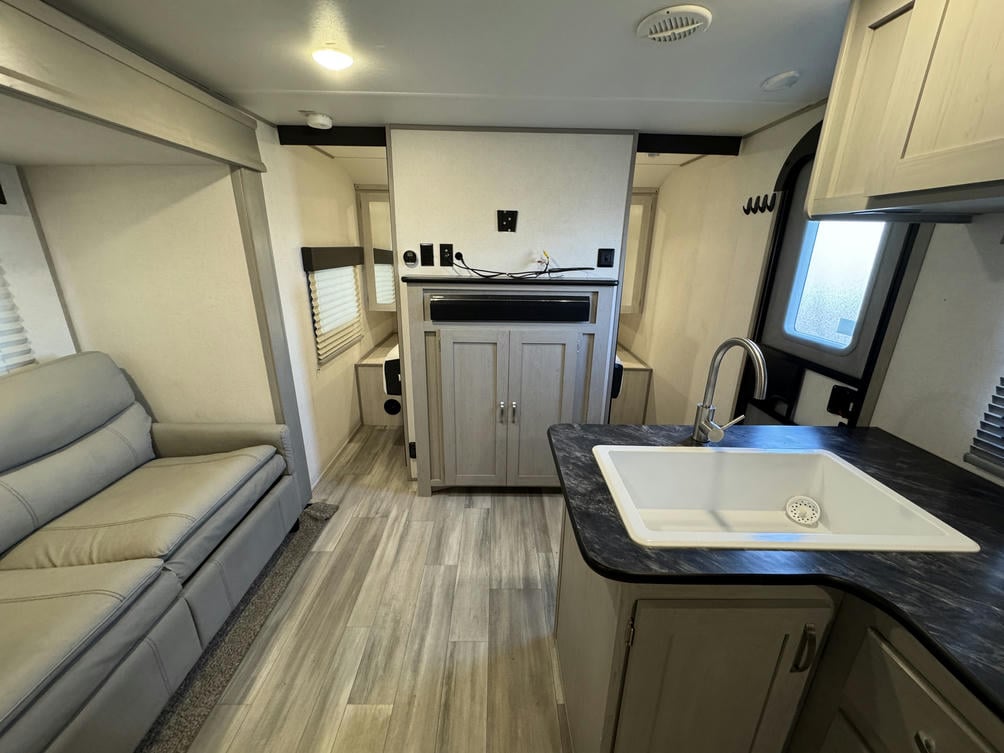 2022 Tracer 260BHSLE