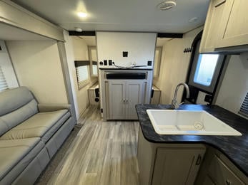 2022 Tracer 260BHSLE