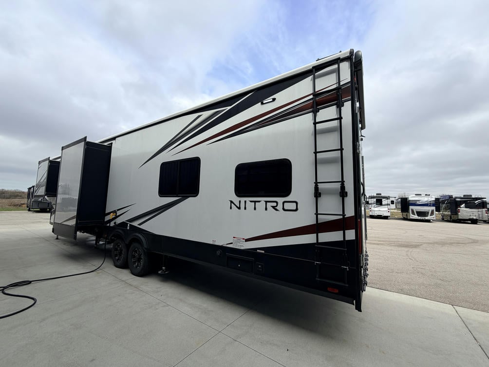 2022 XLR Nitro 35DK5