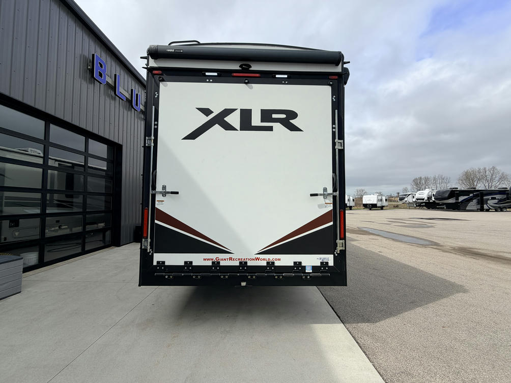 2022 XLR Nitro 35DK5