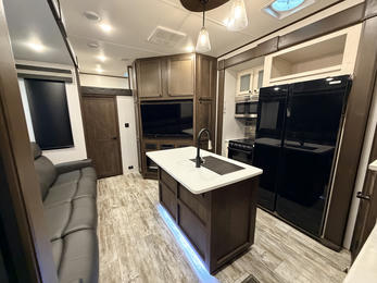 2022 XLR Nitro 35DK5