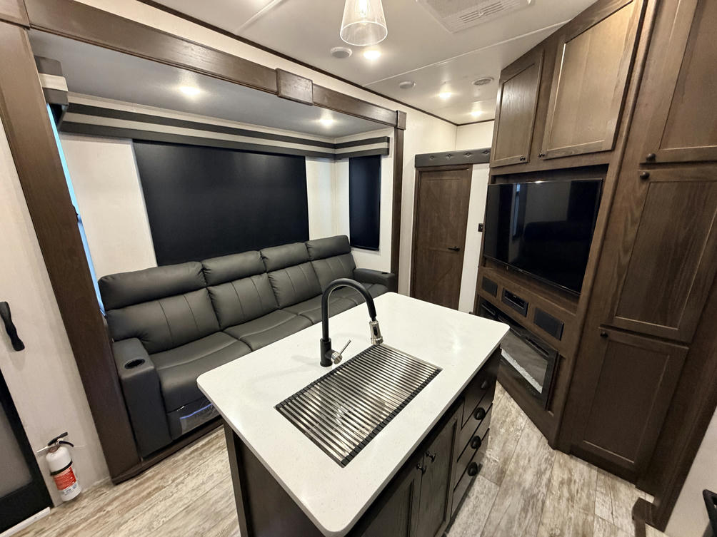 2022 XLR Nitro 35DK5