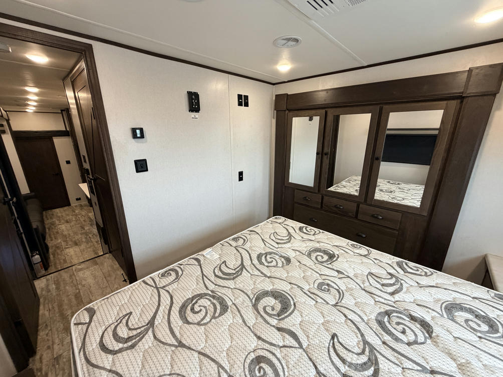 2022 XLR Nitro 35DK5