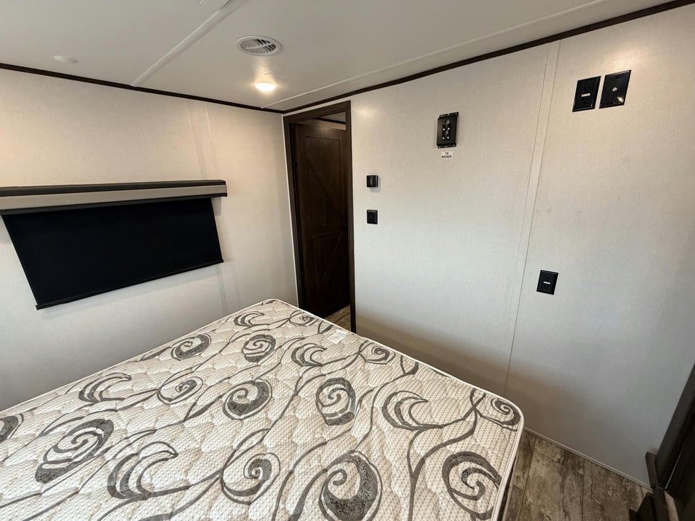 2022 XLR Nitro 35DK5