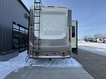 2023 Mobile Suites Santa Fe