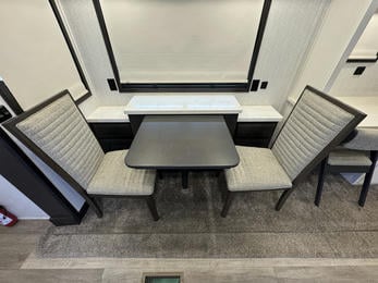 2023 Mobile Suites Santa Fe