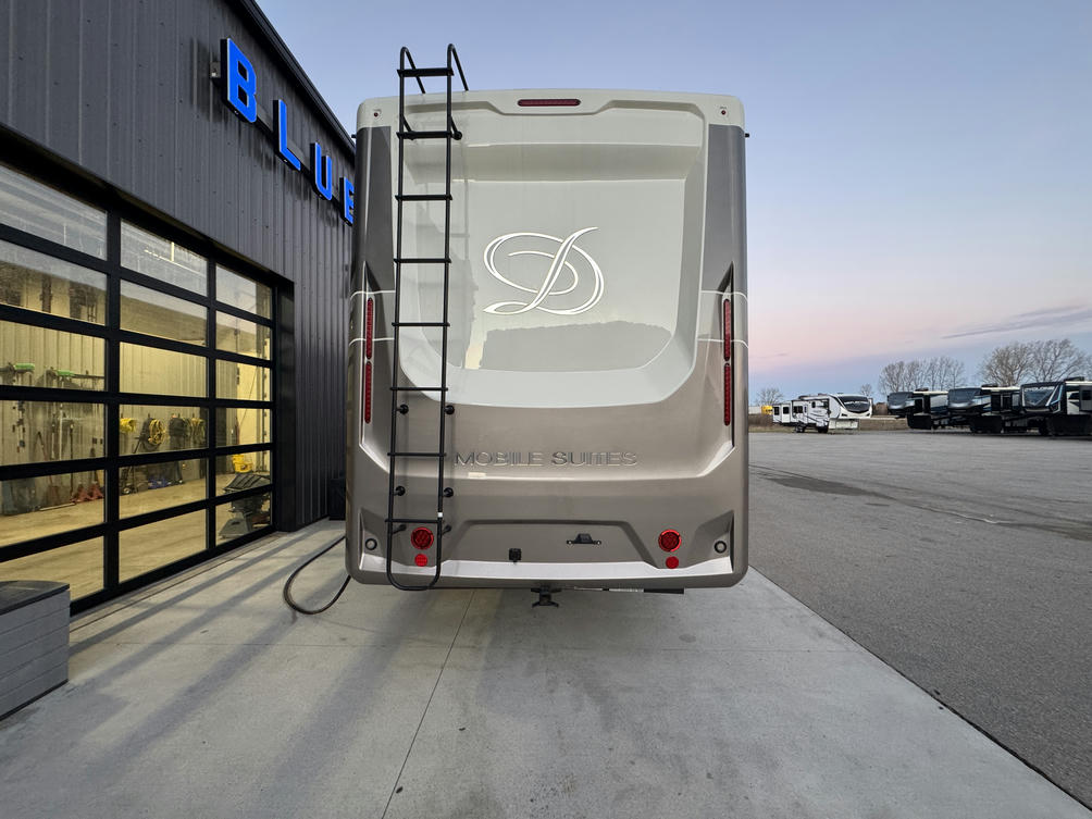 2023 Mobile Suites Santa Fe