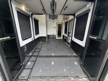 2023 Momentum 410TH-R