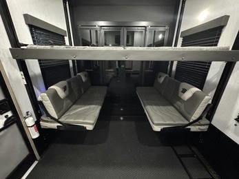 2023 Momentum 410TH-R