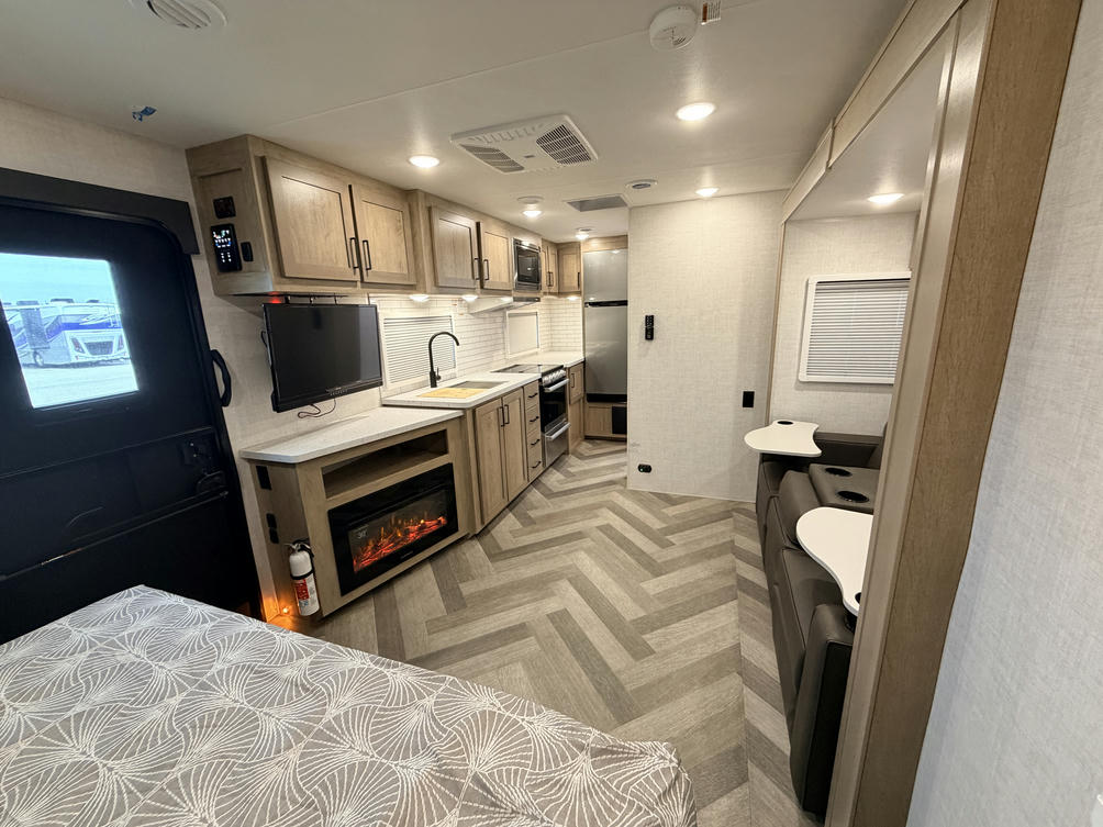 2023 Touring Edition  21MRK