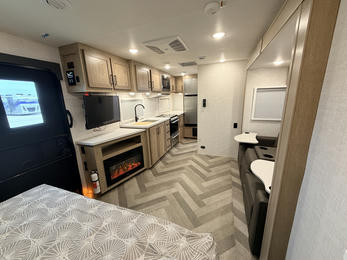 2023 Touring Edition  21MRK