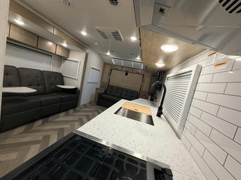 2023 Touring Edition  21MRK