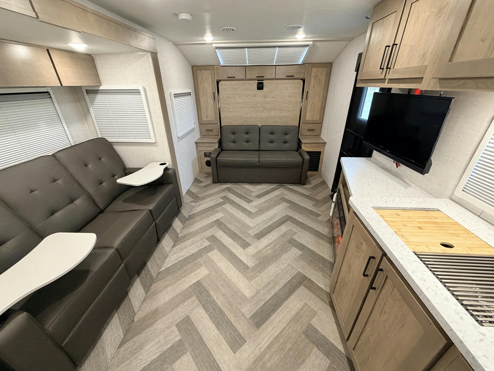 2023 Touring Edition  21MRK