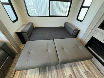 2024 Big Country 3200RLK