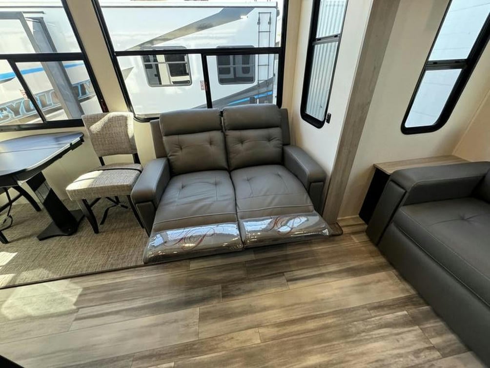 2024 Big Country 3200RLK