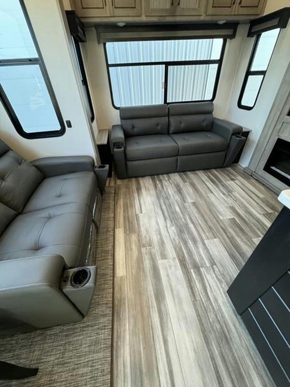 2024 Big Country 3200RLK