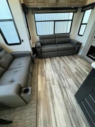 2024 Big Country 3200RLK