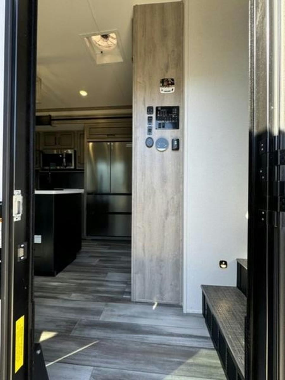 2024 Big Country 3200RLK